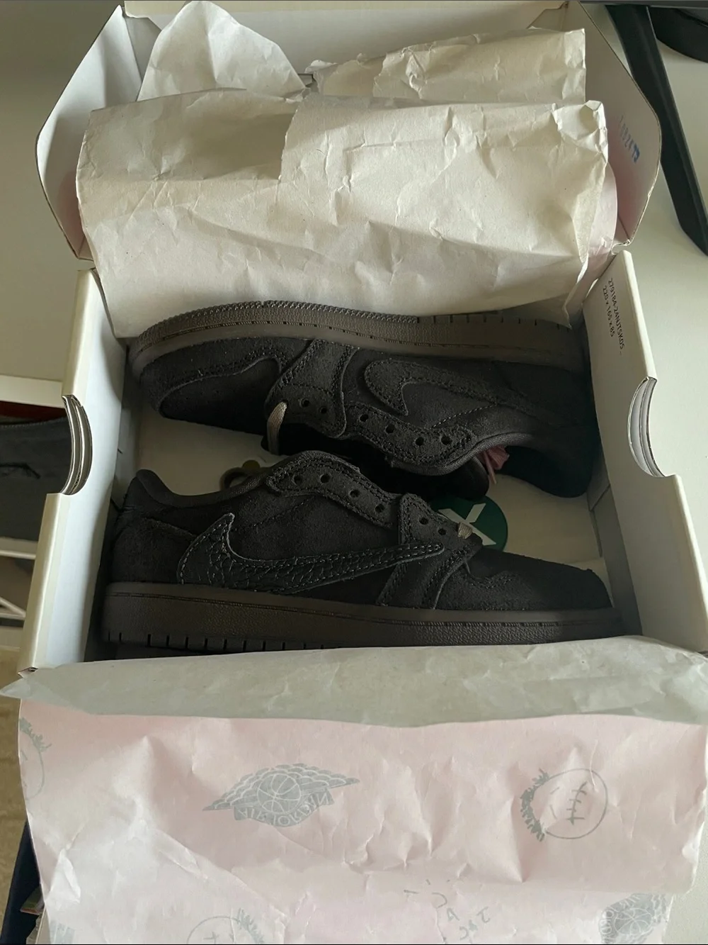 Nike Travis Scott Velvet Brown Sz12C Jordan 1 Low Sneakers - *Price Firm*